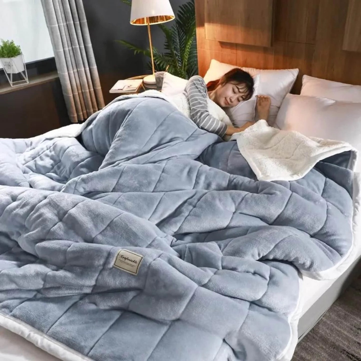 CozyFleece™ pūkuota vilnonė antklodė | Šilta ir jauki – rudeniui ir žiemai