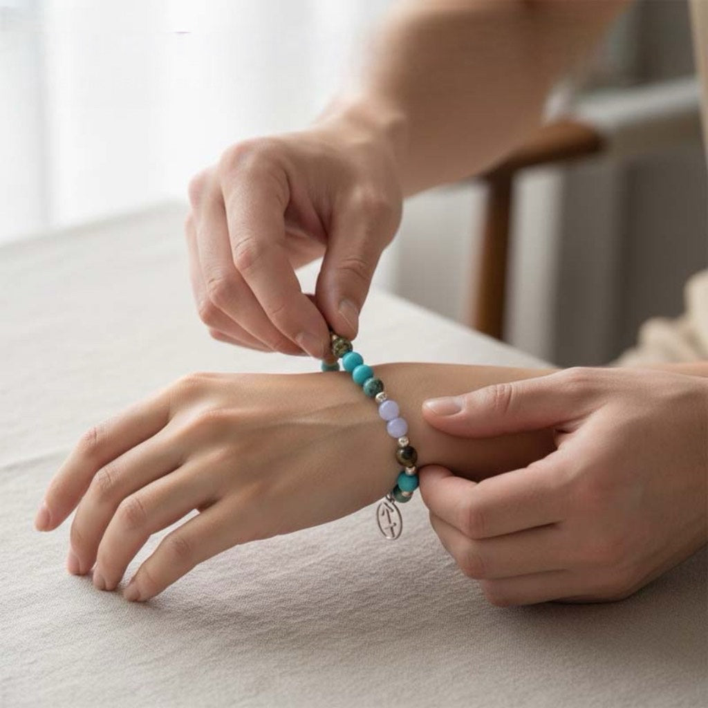 Apyrankė su dvylika zodiako akmenų